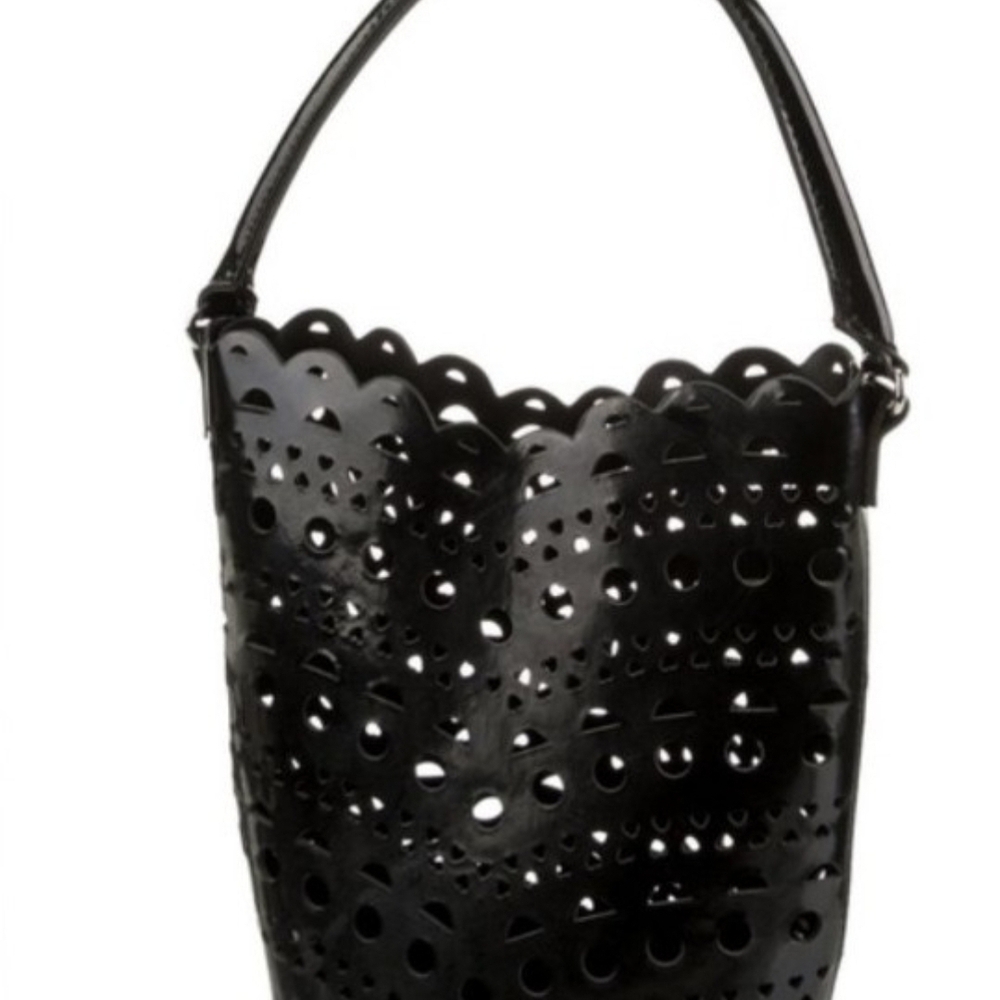 Neiman Marcus Women's Handbag Black Laser-Cut Scalloped Bucket Bag